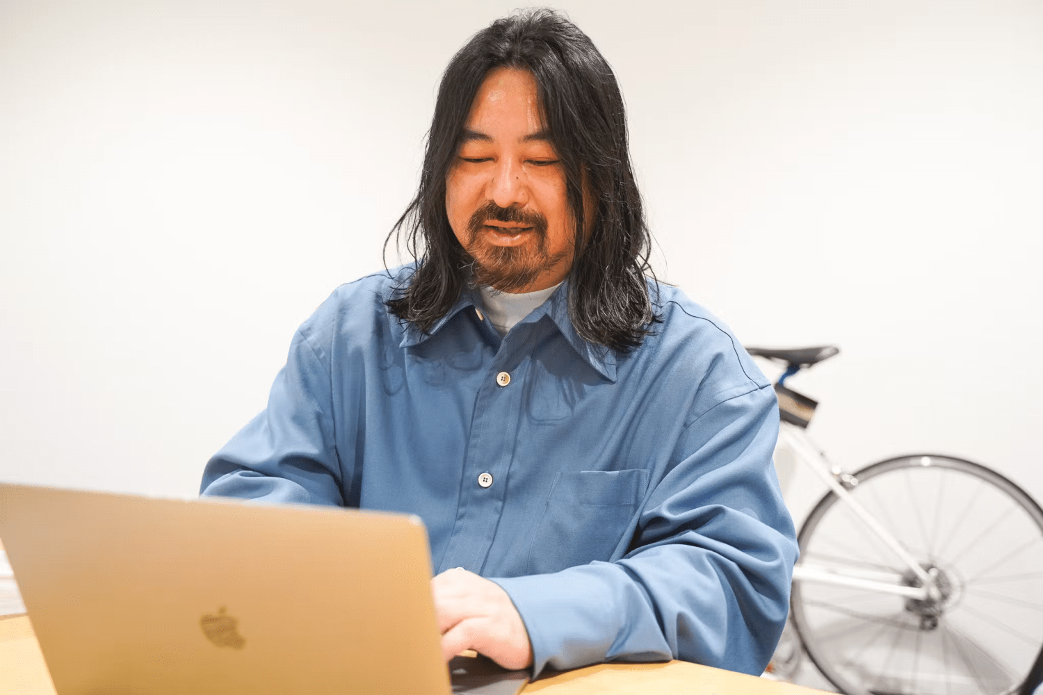 STAFF START導入による社内変化について語るベイクルーズ 加藤氏