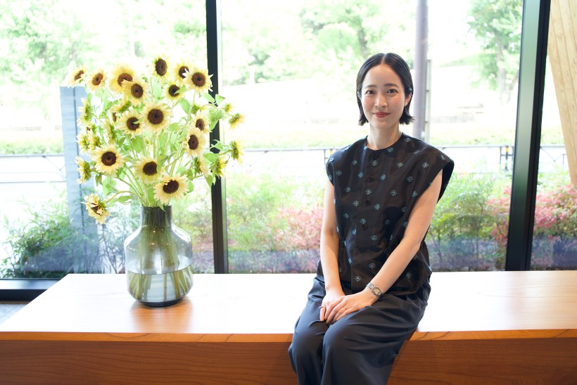 【STAFF STORY】店長として、DXセールスマスターとして。「販売員全員が、当たり前にオンライン接客を」ユナイテッドアローズ栗本朋香さんが語る店頭の未来